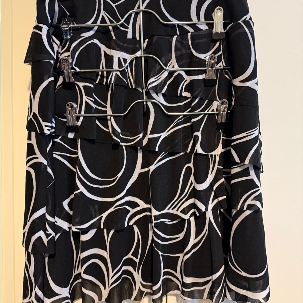 Black and White INC Patterned Skirt - Picture 5 of 5